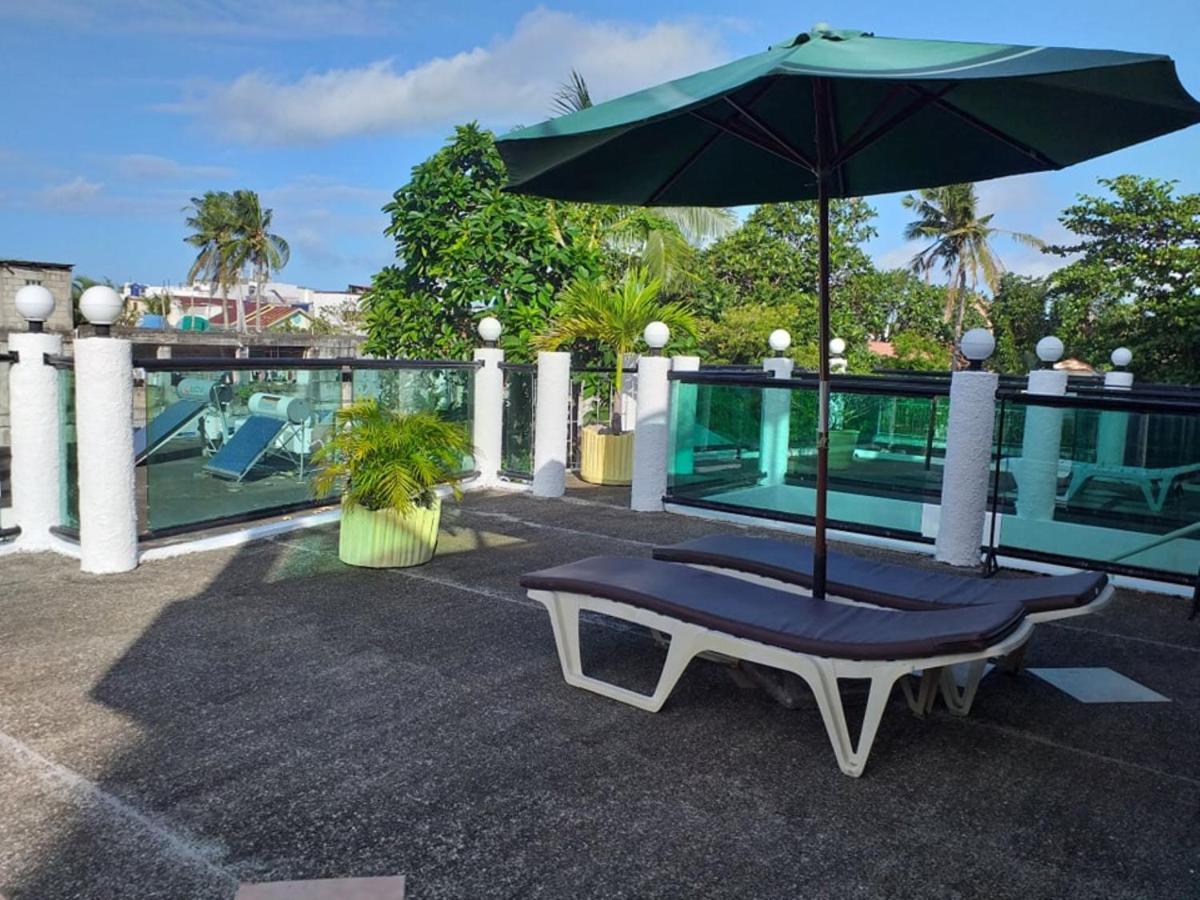 Turtle Inn Resort Manoc-Manoc Dış mekan fotoğraf