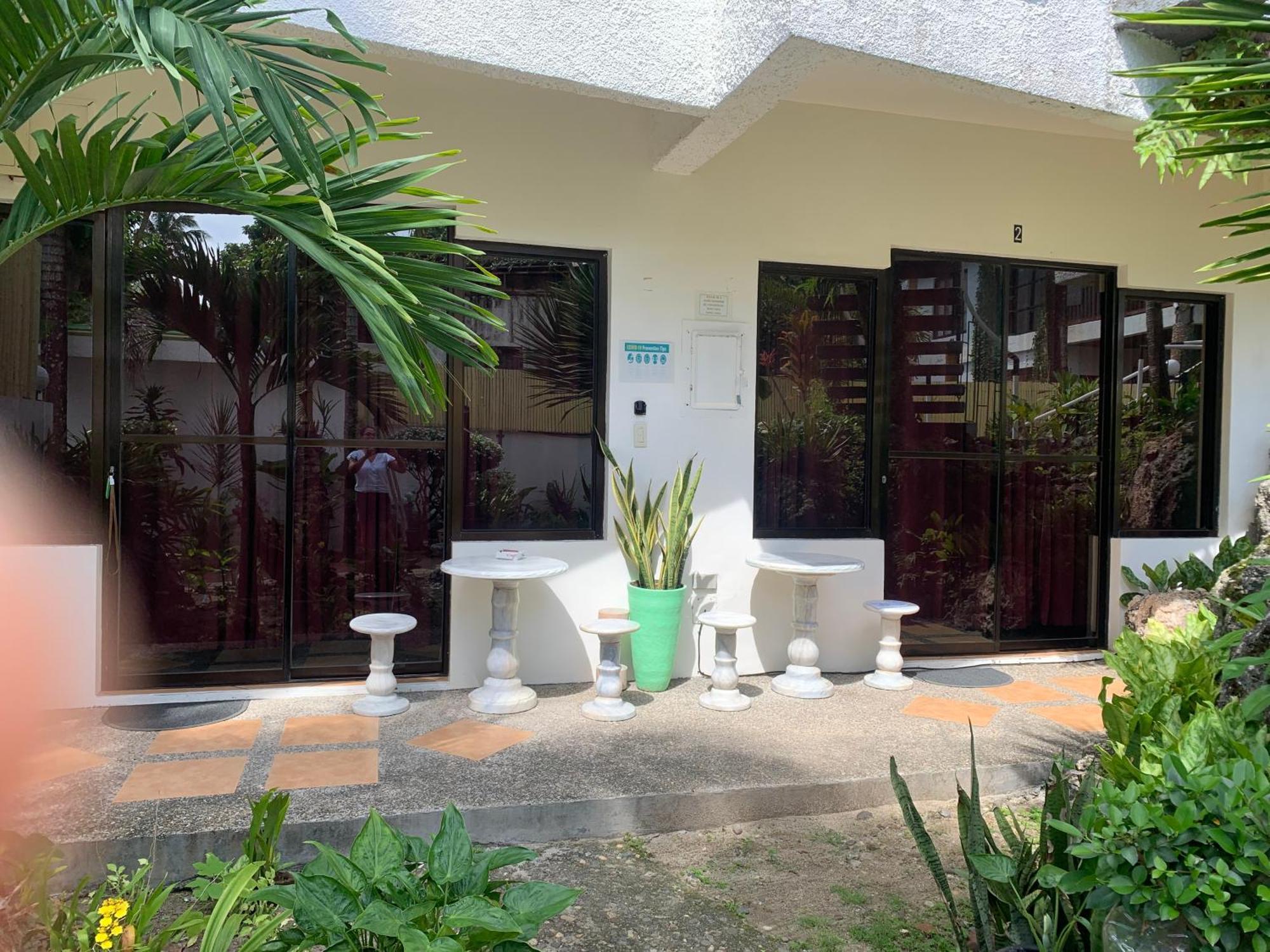 Turtle Inn Resort Manoc-Manoc Dış mekan fotoğraf