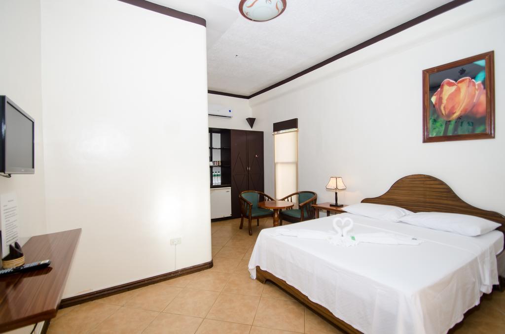 Turtle Inn Resort Manoc-Manoc Dış mekan fotoğraf