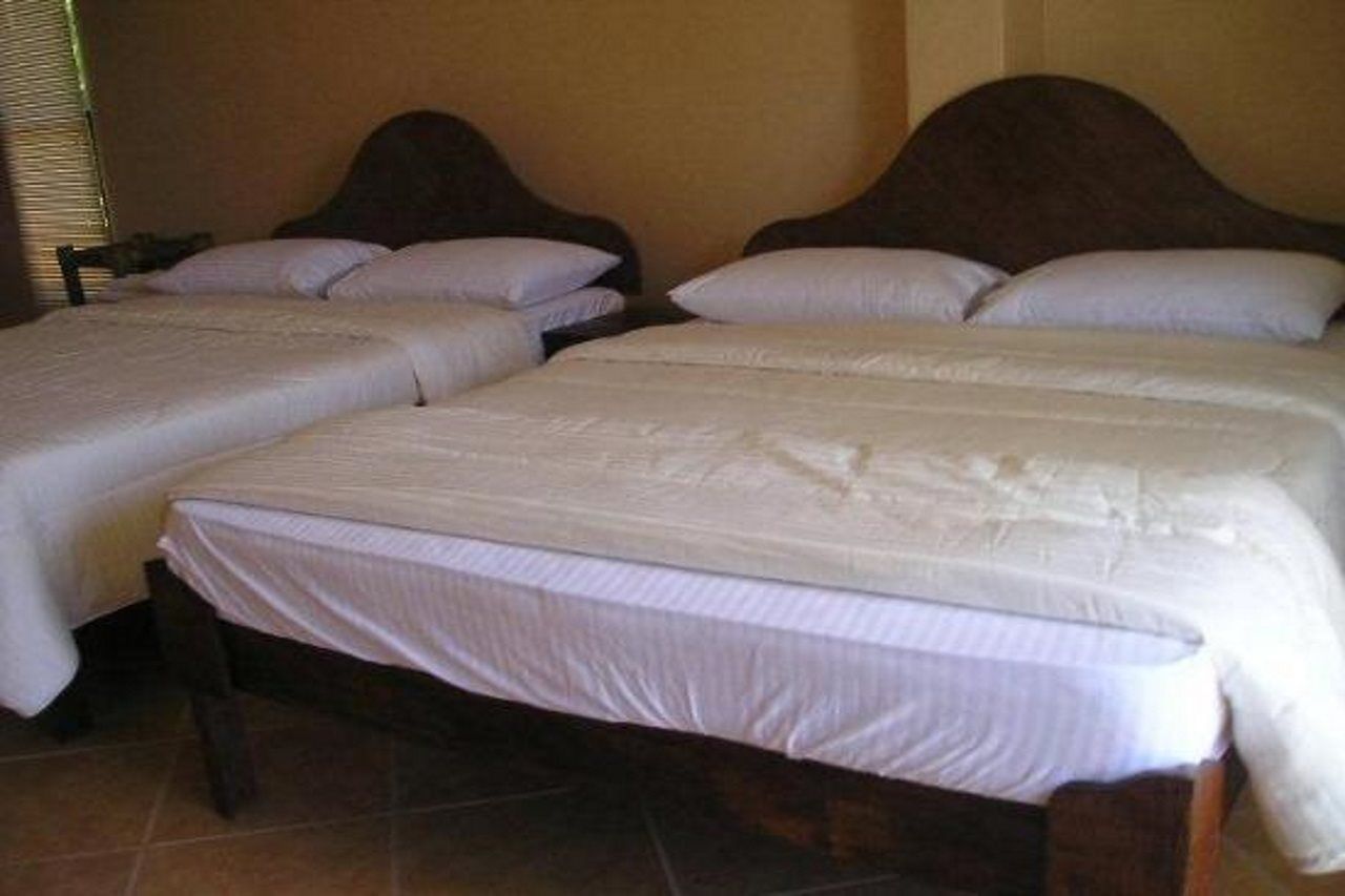 Turtle Inn Resort Manoc-Manoc Dış mekan fotoğraf